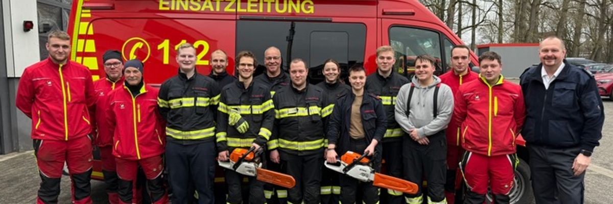 FW-WRN: Erfolgreicher Motorsägenlehrgang der Freiwilligen Feuerwehr Werne