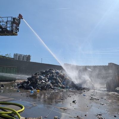 FW-WRN: Brandeinsatz bei der Firma RCS in Werne