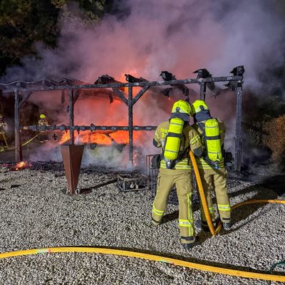 FW-DT: Carportbrand im Ortsteil Nienhagen
