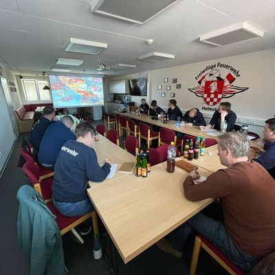 FFW Fredenbeck: Truppführer-Qualifikation in der Samtgemeinde Fredenbeck / Ein intensives Ausbildungswochenende für Führungskräfte von morgen