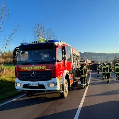 KFV Bodenseekreis: Zwei Verletzte nach Frontalzusammenstoß auf B33 bei Markdorf