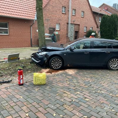 FW Minden: FW Minden: Schwerer Verkehrsunfall in Minderheide