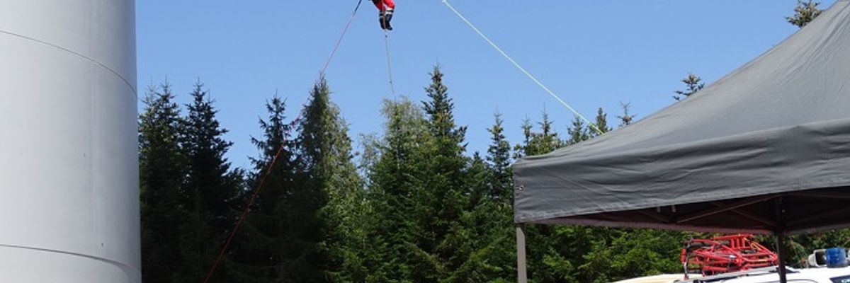 KFV-CW: Medizinischer Notfall in 170 Metern Höhe / Rettung an Windkraftanlage