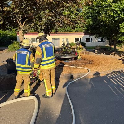 FW Weinheim: Mehrere Brandeinsätze beschäftigen Feuerwehr über das Pfingstwochenende