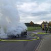 FW Sonsbeck: PKW-Brand in Sonsbecker Gewerbegebiet