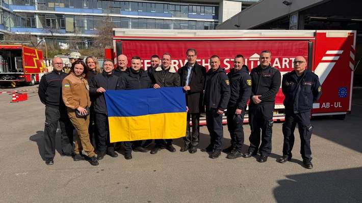 FW Stuttgart: Einsatztraining für ukrainische Einsatzkräfte aus Chmelnyzkyj bei der Feuerwehr Stuttgart - gelebte Solidarität und partnerschaftliche Zusammenarbeit