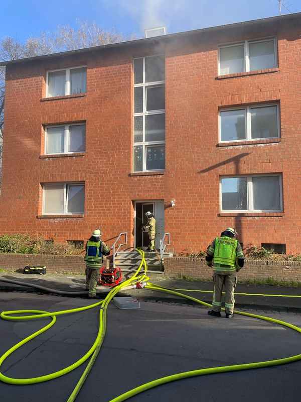 FW-KLE: Kellerbrand in Mehrfamilienhaus