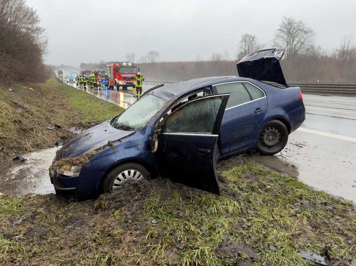 FW Königswinter: Zwei Unfälle auf der Autobahn A3 - mehrere Verletzte