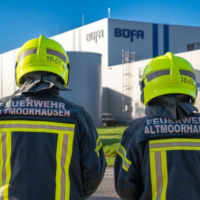 FW-OLL: Großangelegte Gefahrgutübung bei BÜFA in Altmoorhausen - Kreisgefahrgutbereitschaft des Landkreises Oldenburg trainiert den Ernstfall