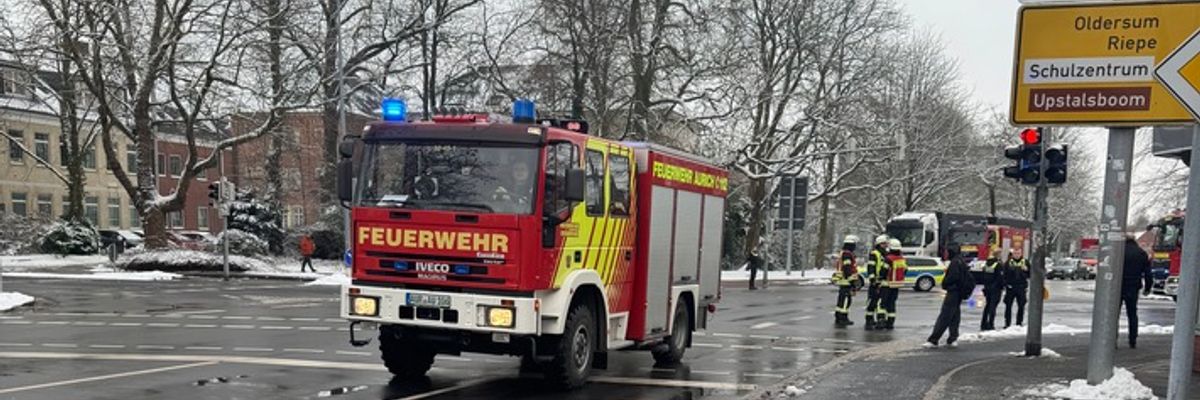 FW-AUR: Feuer in Wohnung rasch bekämpft