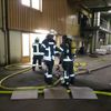 FW-AR: Brand in Chemiebetrieb in Arnsberg-Bruchhausen - Schnelles Eingreifen der Feuerwehr verhindert Ausbreitung