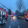 FW-BN: Gebäudebrand in Bonn-Plittersdorf: Ladenlokal nach Küchenbrand nicht mehr nutzbar.