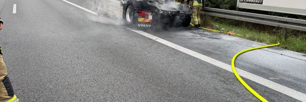 FW Helmstedt: LKW Brand auf der A2
