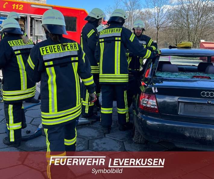 FW-LEV: Verkehrsunfall Autobahn A1