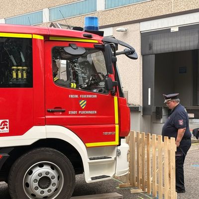 FW LK Esslingen: Geschicklichkeitsfahren der Feuerwehren im Landkreis Esslingen erfolgreich in Aichtal durchgeführt.