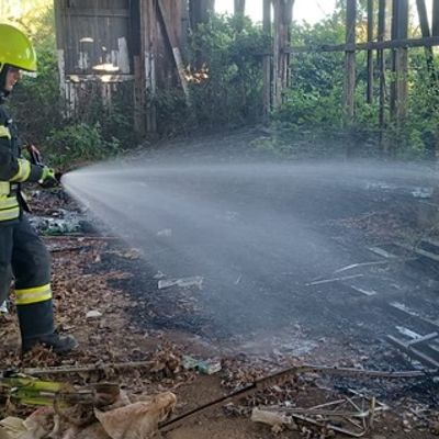 Feuerwehr MTK: 14 Einsätze, Großbrand-Unterstützung und intensive Ausbildung: Anspruchsvolle Tage für die Hattersheimer Feuerwehren