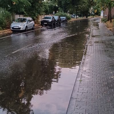 FW-NE: Gewitter mit Starkregen sorgt für mehrere Einsätze