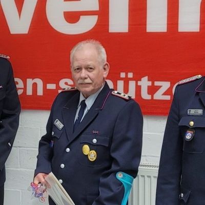 FW Helmstedt: Reibungsloser Führungswechsel in der Ortsfeuerwehr Emmerstedt im Jahr 2025