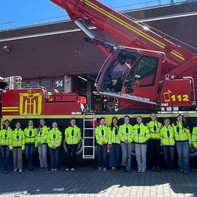 FW-M: Der Girls' Day 2026 bei der Feuerwehr München (Stadtgebiet)