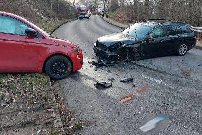 FW Finnentrop: Verkehrsunfall in Finnentrop