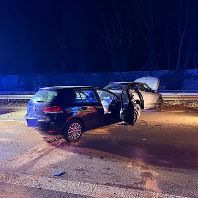 FW Dinslaken: Verkehrsunfall mit mehreren verletzten Personen.
