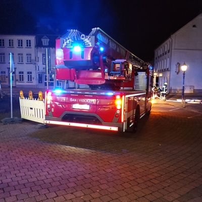 FW Gangelt: Frau nach Brand aus Wohnung gerettet