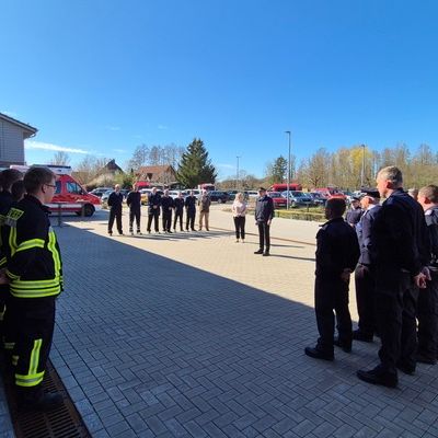 FW Südheide: 15 neue Feuerwehrleute aus der Gemeinde Südheide und 6 Mitglieder aus der Gemeinde Faßberg erreichen die "Qualifikationsstufe Einsatzfähigkeit"