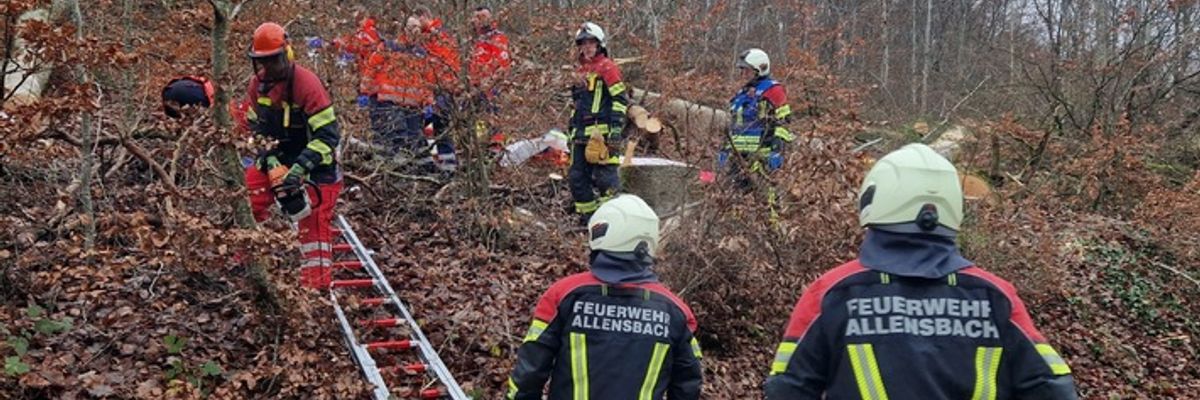 FW Allensbach: URD2 Personenrettung unwegsames Gelände