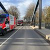 FW Hünxe: Pkw kollidiert mit Brückenpfeiler - Eine verletzte Person