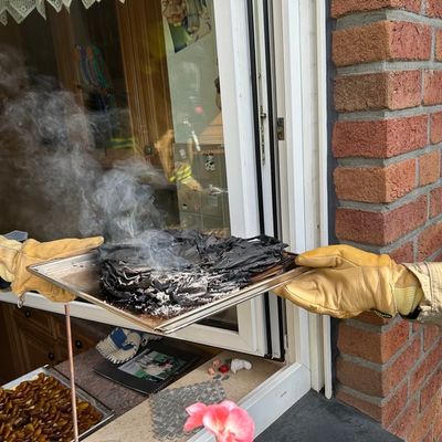 FW Ratingen: Küchenbrand in Ratingen Mitte