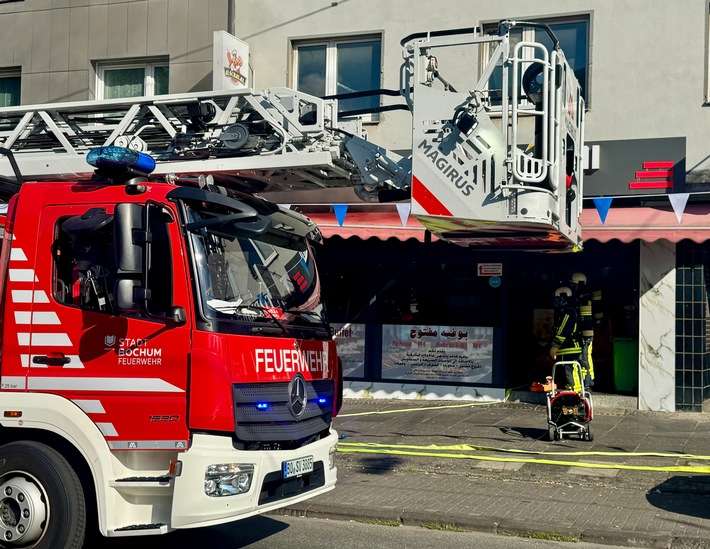 FW-BO: Brand in einem Restaurant an der Castroper Straße