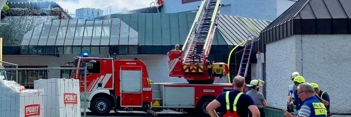 FW LK Esslingen: Abschließende Pressemitteilung: Brand in der Filderhalle: Feuerwehr im Großeinsatz (Stand 23.06.2026, 21:30 Uhr)