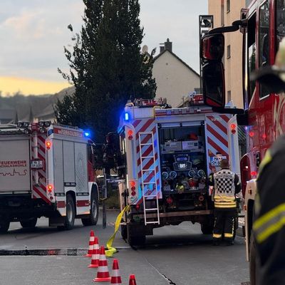 FW Schalksmühle: Großübung von Feuerwehr und DRK im Ortszentrum