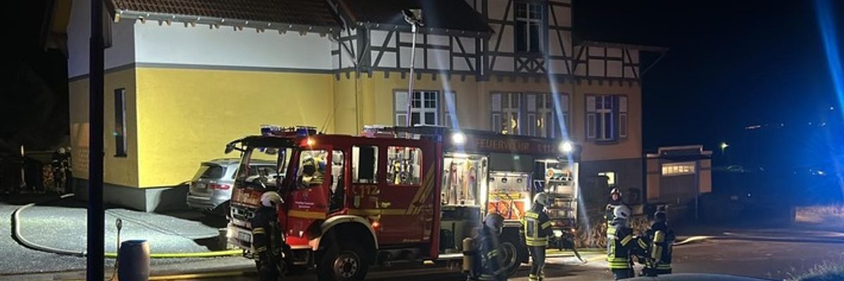 FW-EN: Brand im 1. Obergeschoss