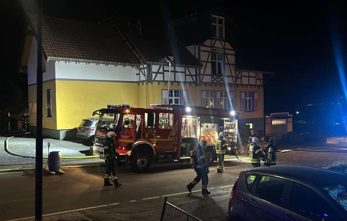 FW-EN: Brand im 1. Obergeschoss