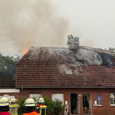 FW-ROW: Dachstuhlbrand in Bevern