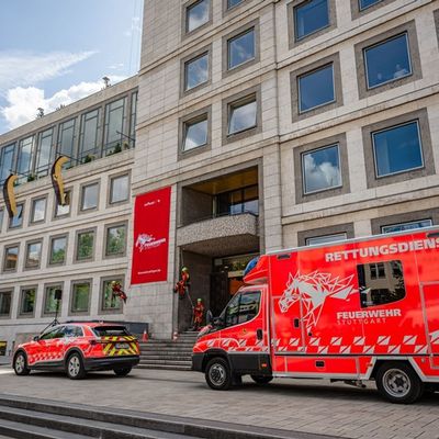 FW Stuttgart: Vorstellung einer neuen Designlinie für die Feuerwehr Stuttgart