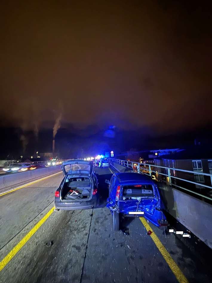 FW-BN: Drei verletzte Personen bei Verkehrsunfall auf der BAB 565