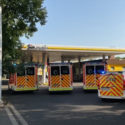 FW-BN: Auffahrunfall mit 3 verletzten Personen
