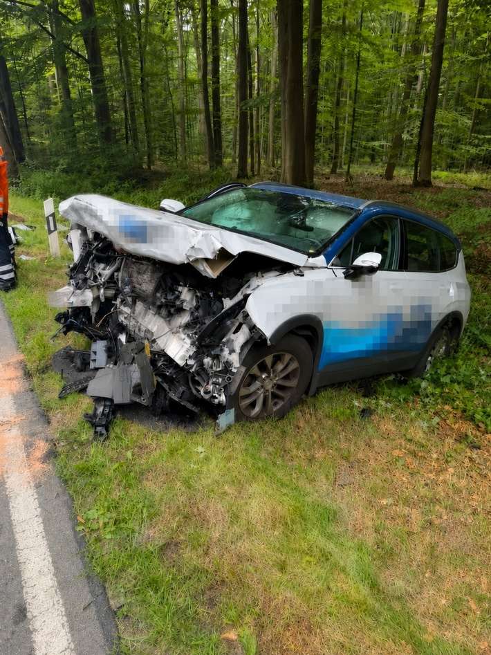 FW Geestland: Schwerer Verkehrsunfall auf der L 119: Sieben Personen zum Teil schwer verletzt