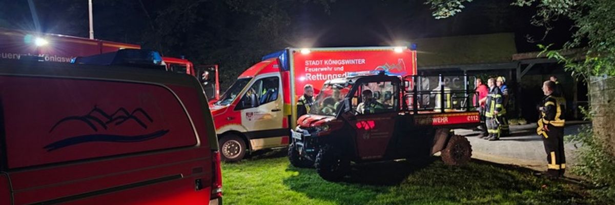 FW Königswinter: Verletzter Mountainbikefahrer im Wald - Feuerwehr unterstützt Rettungsdienst