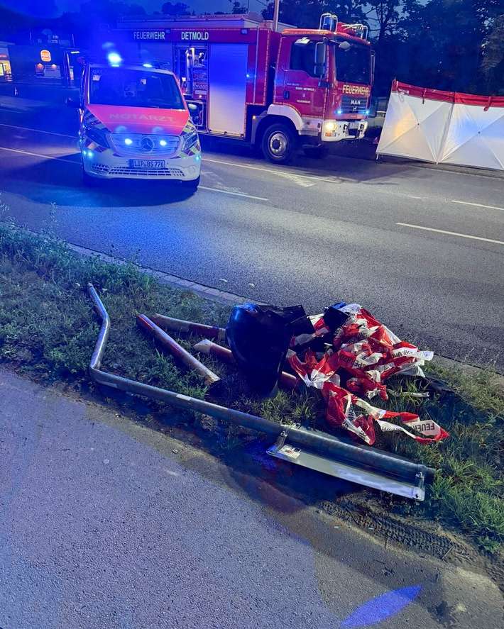 FW-DT: Alleinunfall - Eine Person verstorben