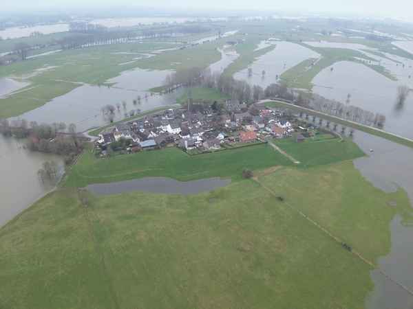 FW-KLE: Fit für medizinische Notfälle bei Hochwasser - Sonderausbildung der Löschgruppe Schenkenschanz stellt Erstversorgung bei Hochwasser sicher