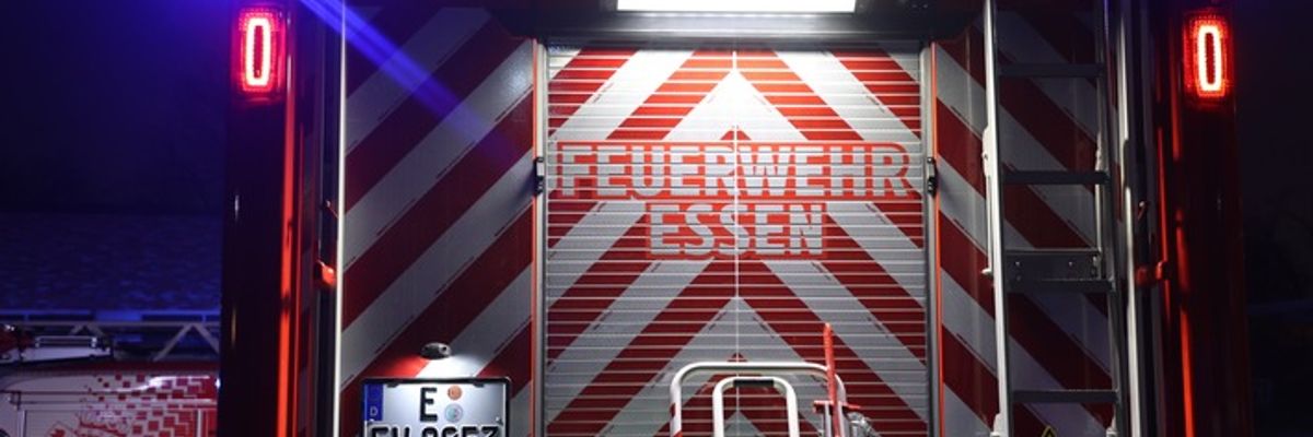 FW-E: Schwerer Bahnunfall in Essen Katernberg - Eine Person verstorben, eine weitere schwer verletzt