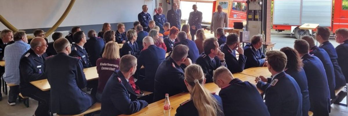 FW Helmstedt: Manuel Schrader ist neuer Chef der Emmerstedter Feuerwehr