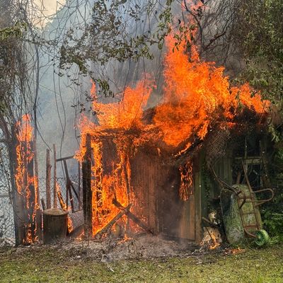 FW-BO: Brennende Gartenlaube an der Harpener Straße