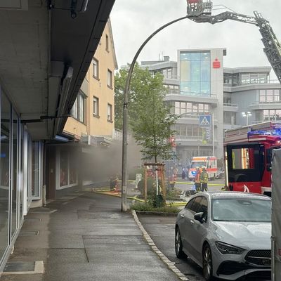 Feuerwehr Weil: Brand in Nagelstudio - Innenstadt Weil am Rhein