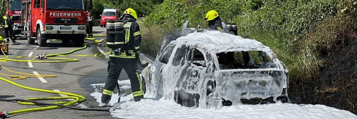 FW Finnentrop: PKW-Brand in Rönkhausen