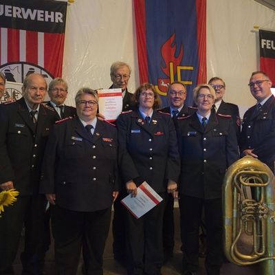 FW Flotwedel: 100 Jahre im Dienst der Gemeinschaft: Feuerwehr und Feuerwehrkapelle Oppershausen feiern historisches Doppeljubiläum