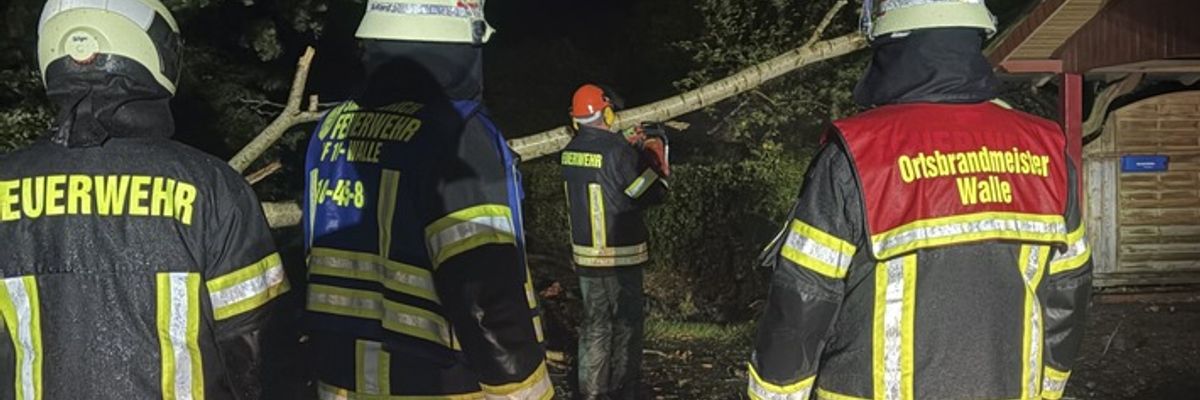 FW-AUR: Stadtfeuerwehren beseitigen diverse Unwetterschäden